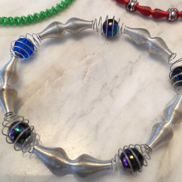 Wire and Bead Bracelets. Multi Colours. Excellent condition. - Picture 3 of 11